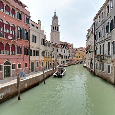 Palazzo Schiavoni Residenza D'Epoca & Suite-Apartments Venice Exterior photo