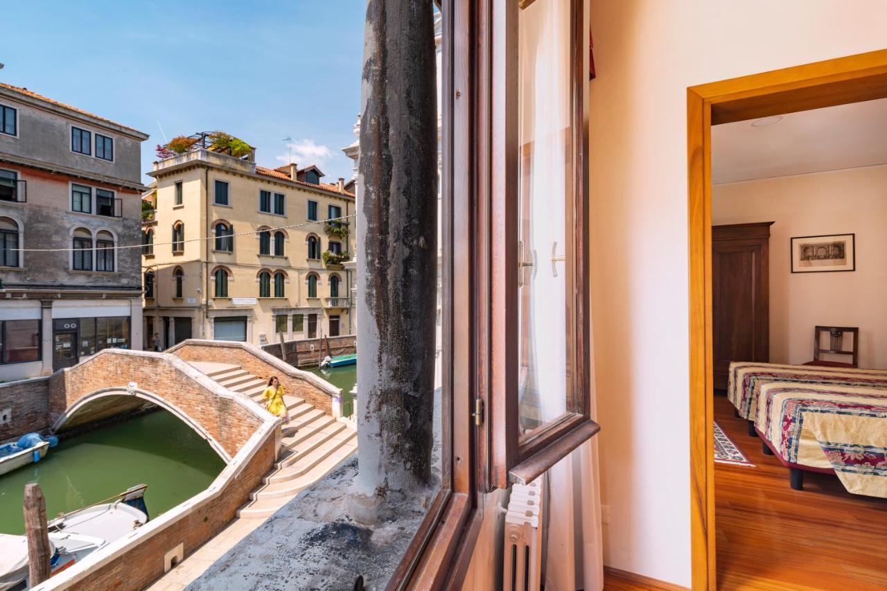 Palazzo Schiavoni Residenza D'Epoca & Suite-Apartments Venice Exterior photo