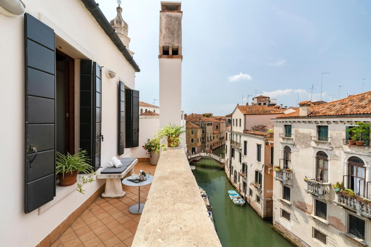 Palazzo Schiavoni Residenza D'Epoca & Suite-Apartments Venice Exterior photo