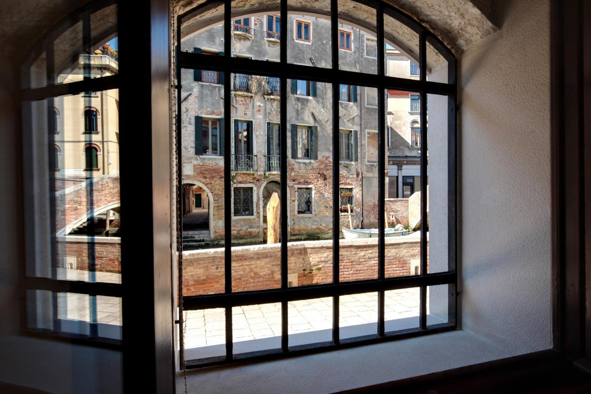 Palazzo Schiavoni Residenza D'Epoca & Suite-Apartments Venice Exterior photo