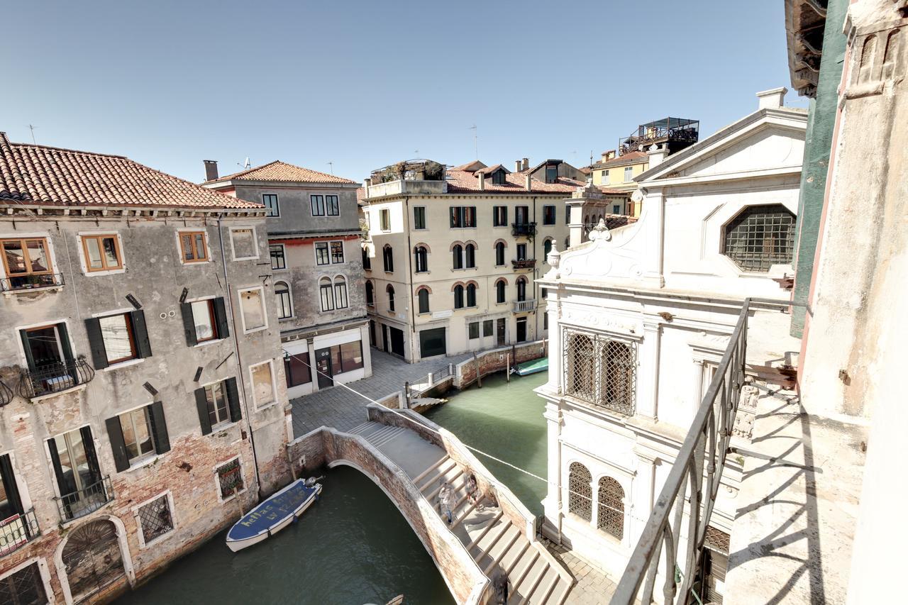 Palazzo Schiavoni Residenza D'Epoca & Suite-Apartments Venice Exterior photo