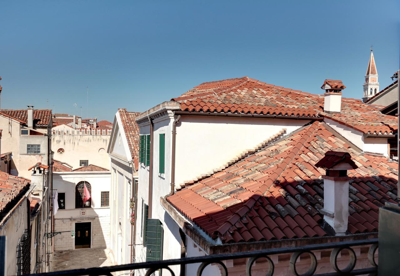 Palazzo Schiavoni Residenza D'Epoca & Suite-Apartments Venice Exterior photo